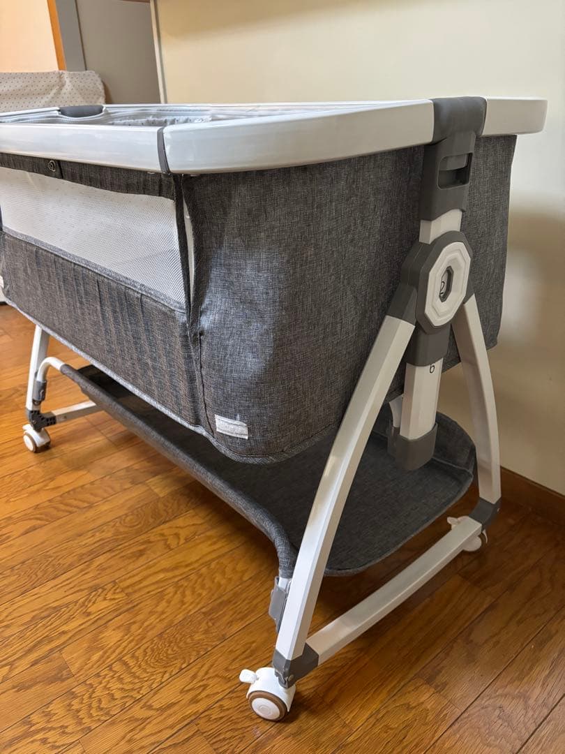 【再値下げしました】日本製マットレス付き＋ベビーベッド