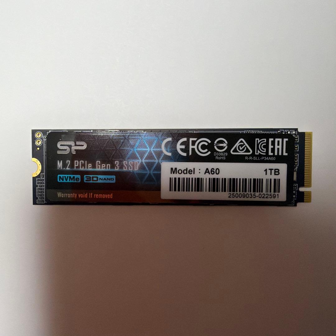 シリコンパワー SSD 1TB 3D NAND M.2 2280 美品