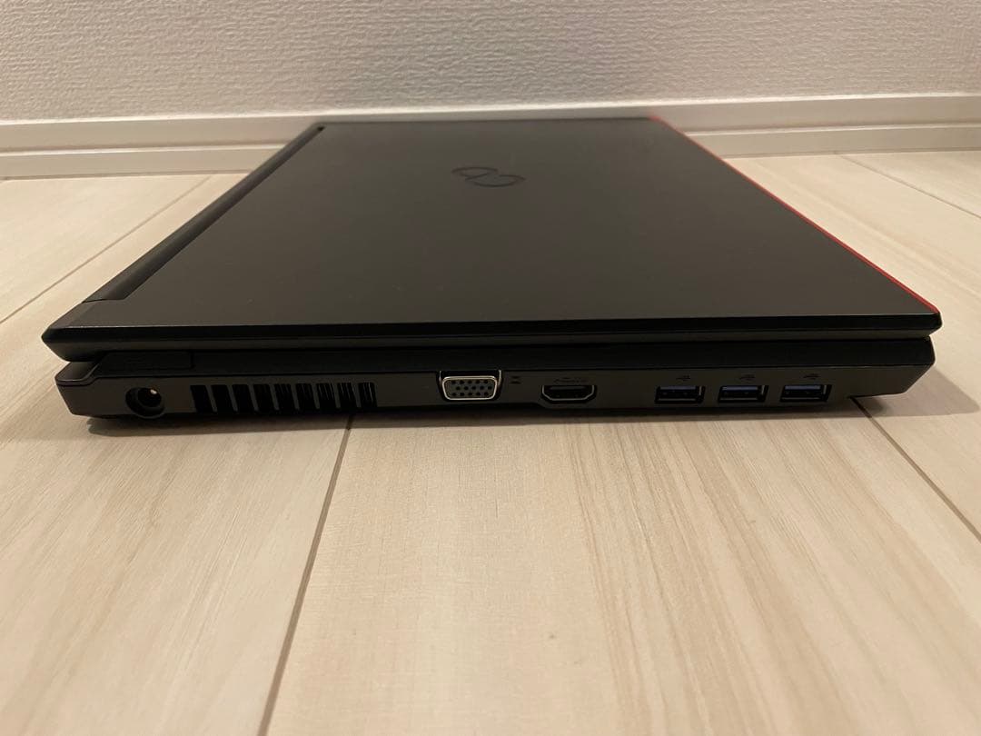 富士通 A5510/E i5 10世代 DVDドライブ 256GB Office