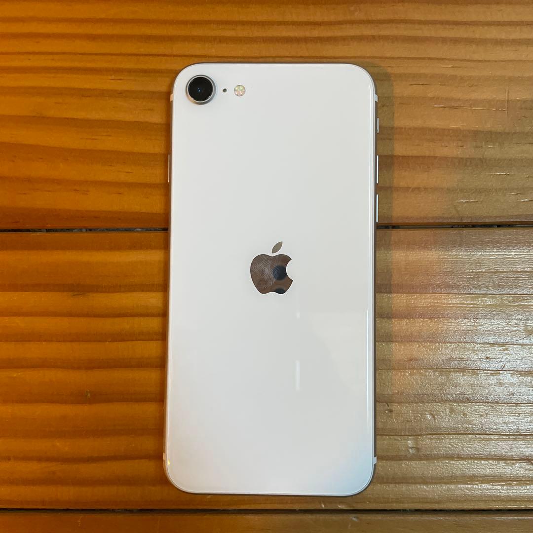 スマートフォン本体 iPhone se2 64GB