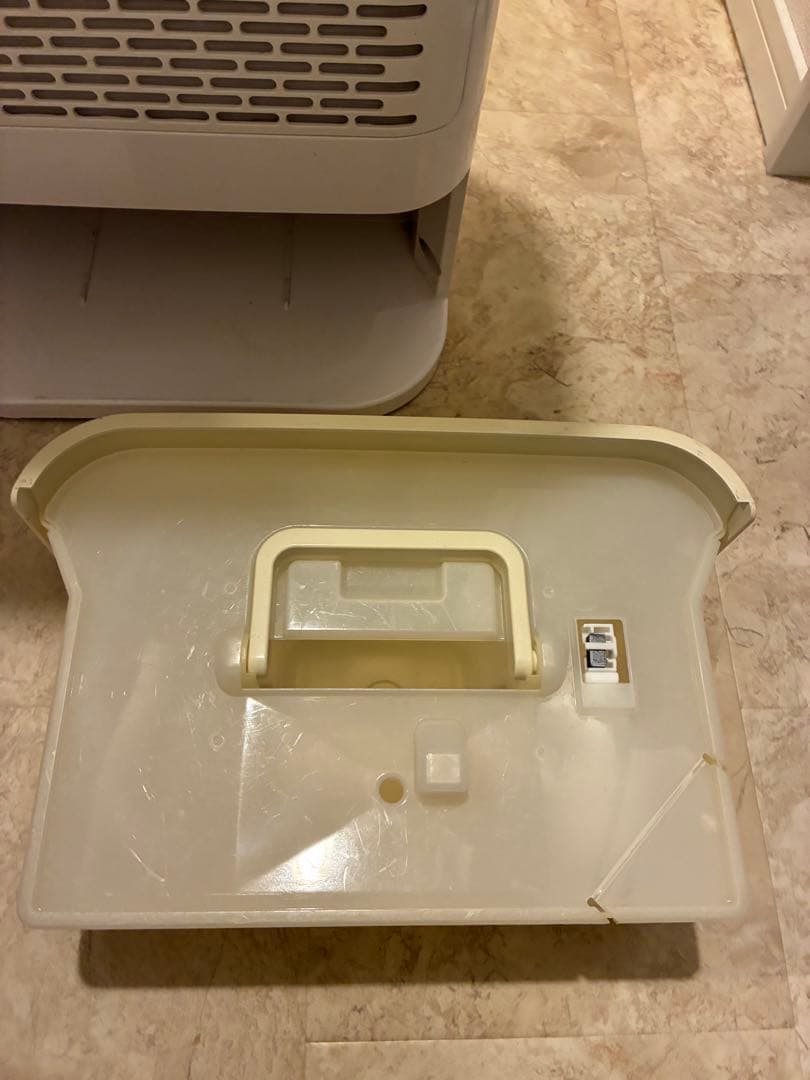 【2021年製】アイリスオーヤマ　除湿衣類乾燥IJDC-K80-W