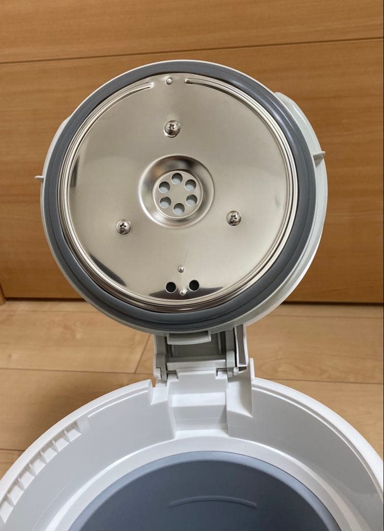 象印　EE-RN50 スチーム式加湿器　ホワイト