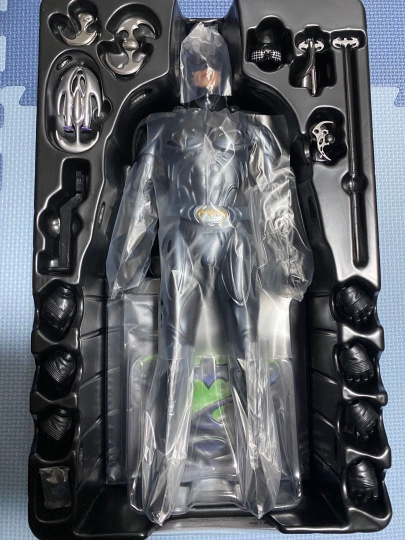 ホットトイズ バットマン フォーエヴァー ソナースーツ　ロビン セット