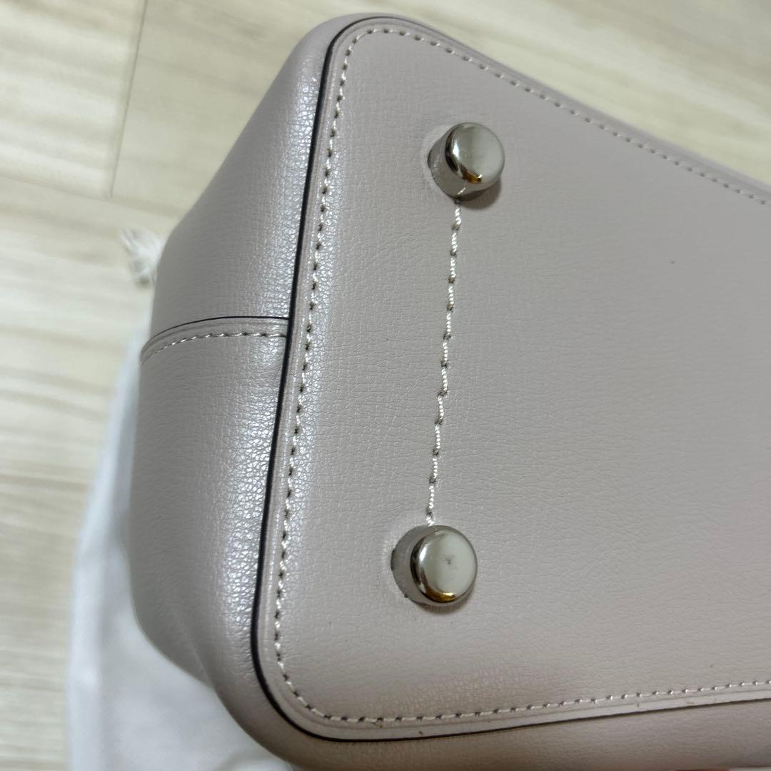 新品 COACH グレージュ ハンドバッグ