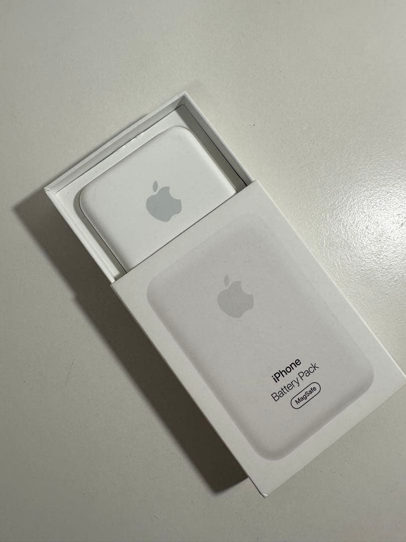 iPhone14 Proディープパープル256GB magsafeバッテリー付き