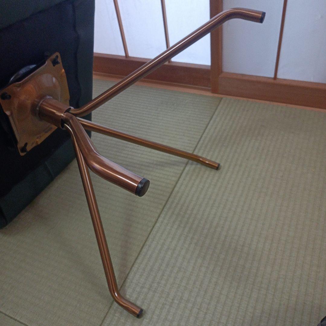 廃盤品ダイニングチェア - マーク - 180度回転式 - カリオファブリック