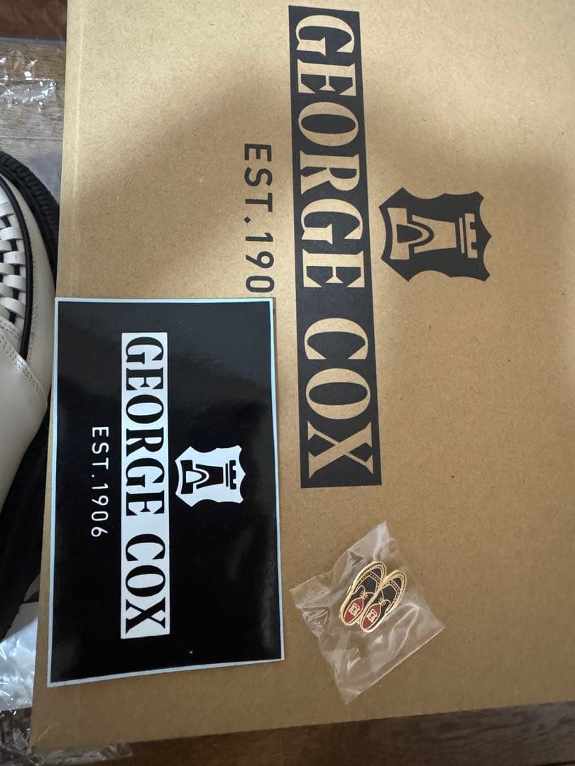 E COX ホワイトレザー ローファー　サイズ4