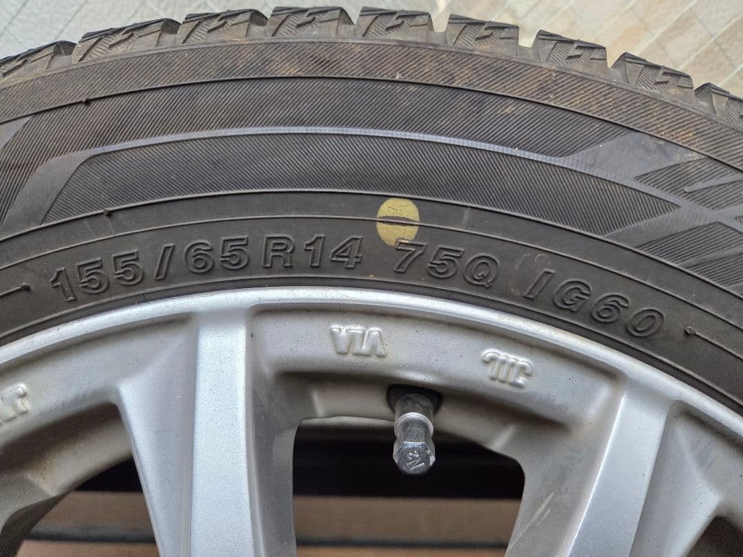 155/65R14 YOKOHAMAスタッドレスタイヤ&アルミホイール