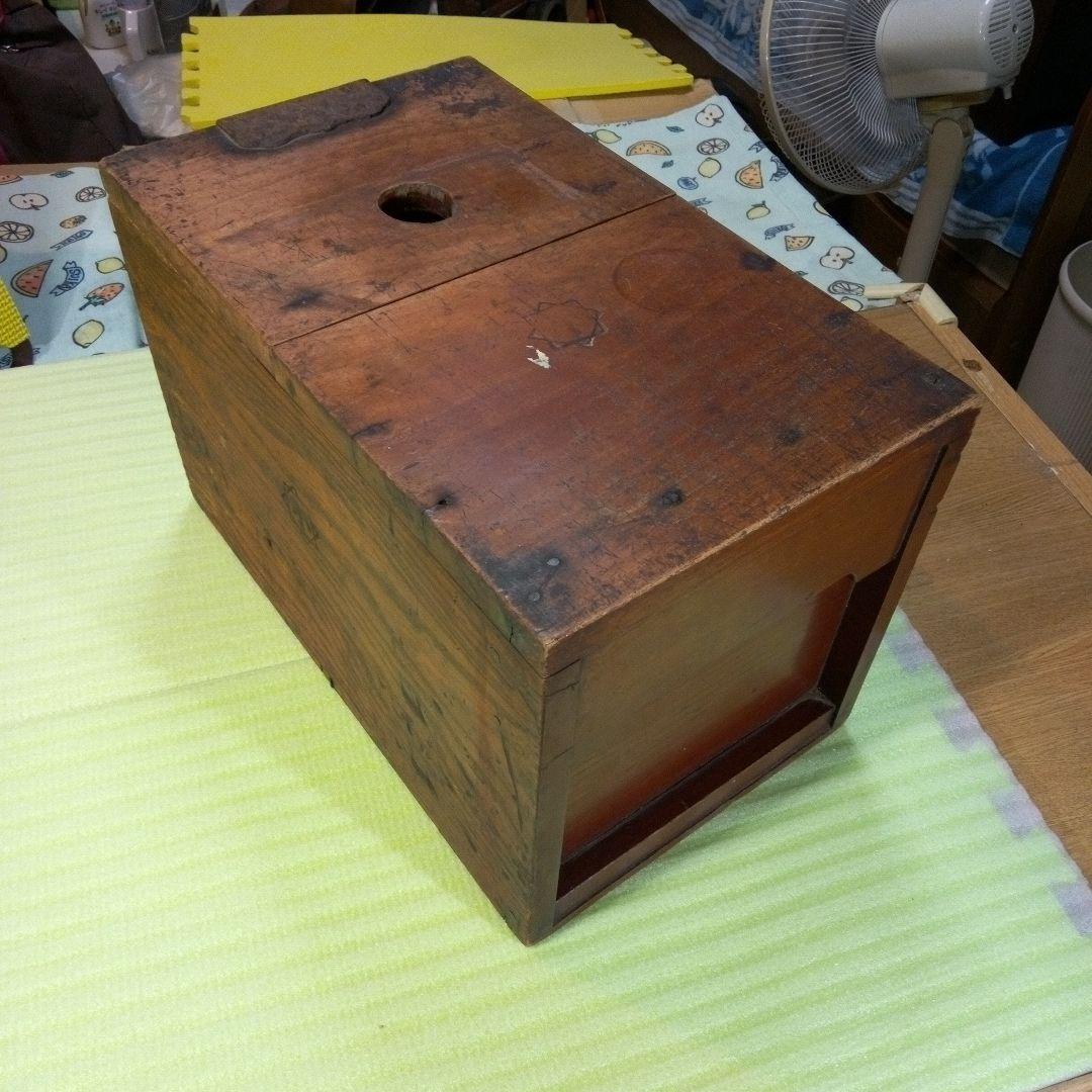 銭箱　木製　収納箱　アンティーク　レトロ　古民具　賽銭箱　木箱　古道具　湯銭箱