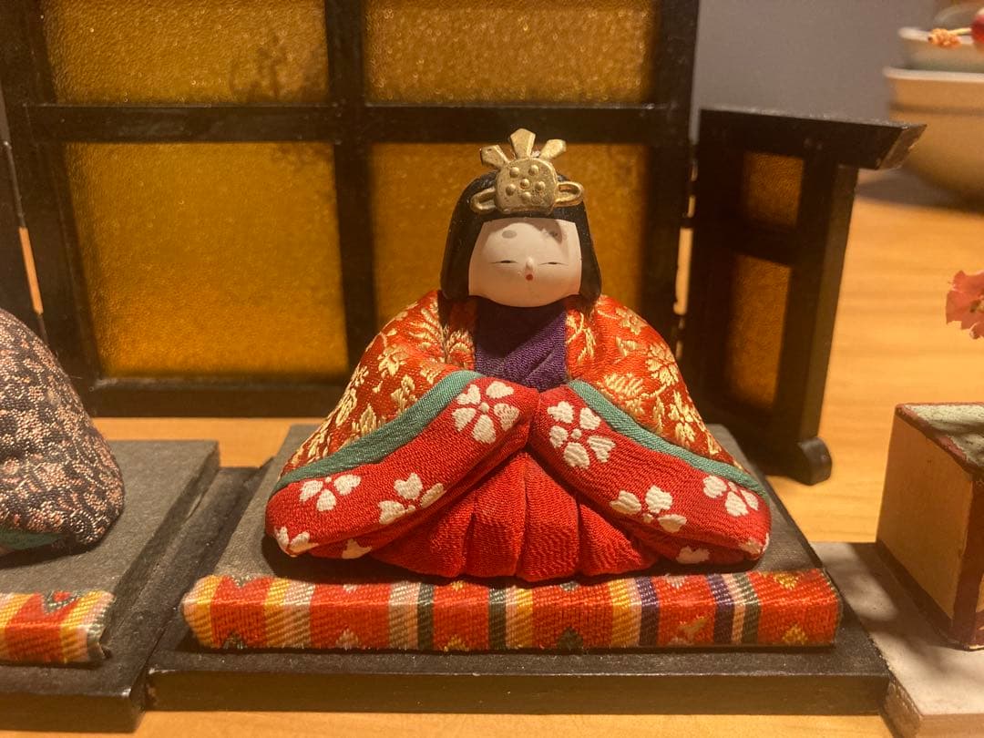 アンティーク小さい木目込み雛人形