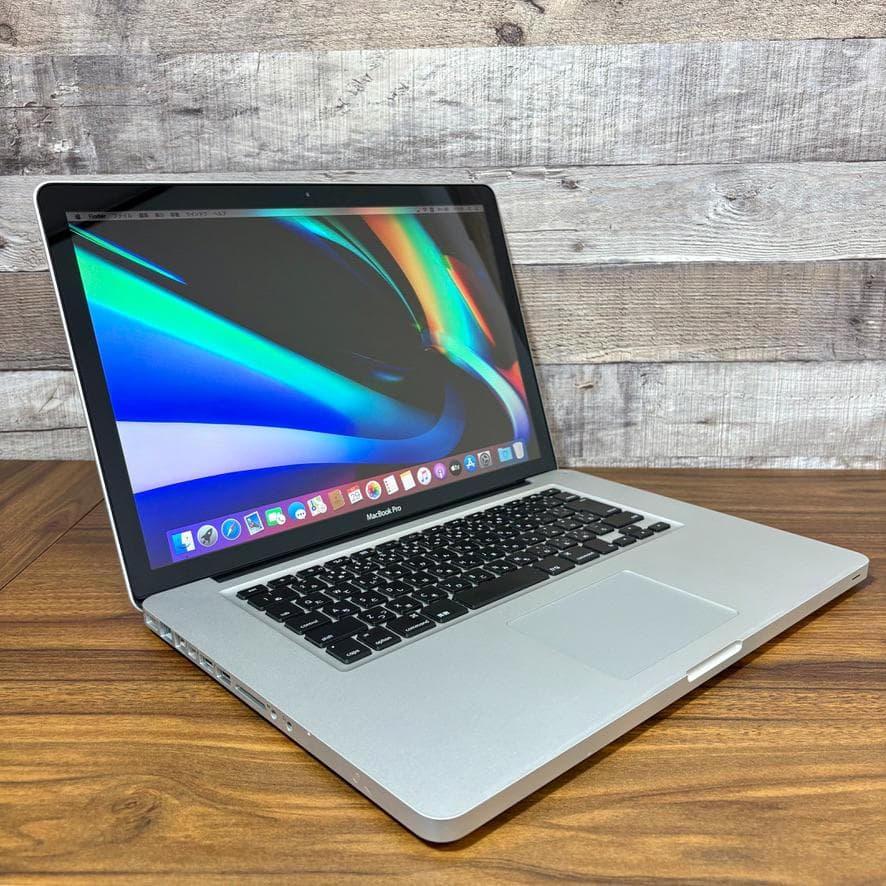 MacBook Pro i7 SSD512GB 16GBメモリ 新品バッテリー