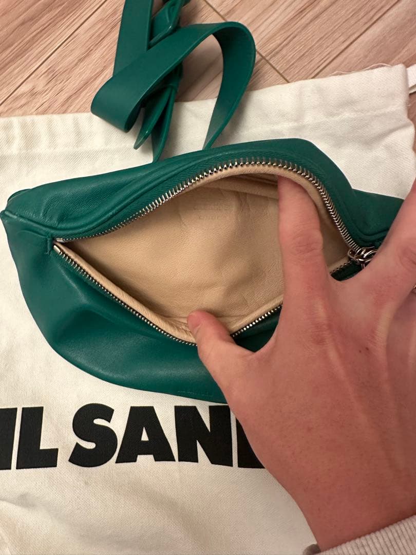最終値下げ 美品 JIL SANDER ボディバッグ 保存袋付き