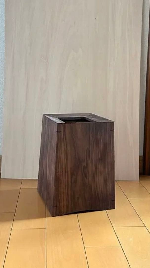 天然木のごみ箱ウォールナット入荷