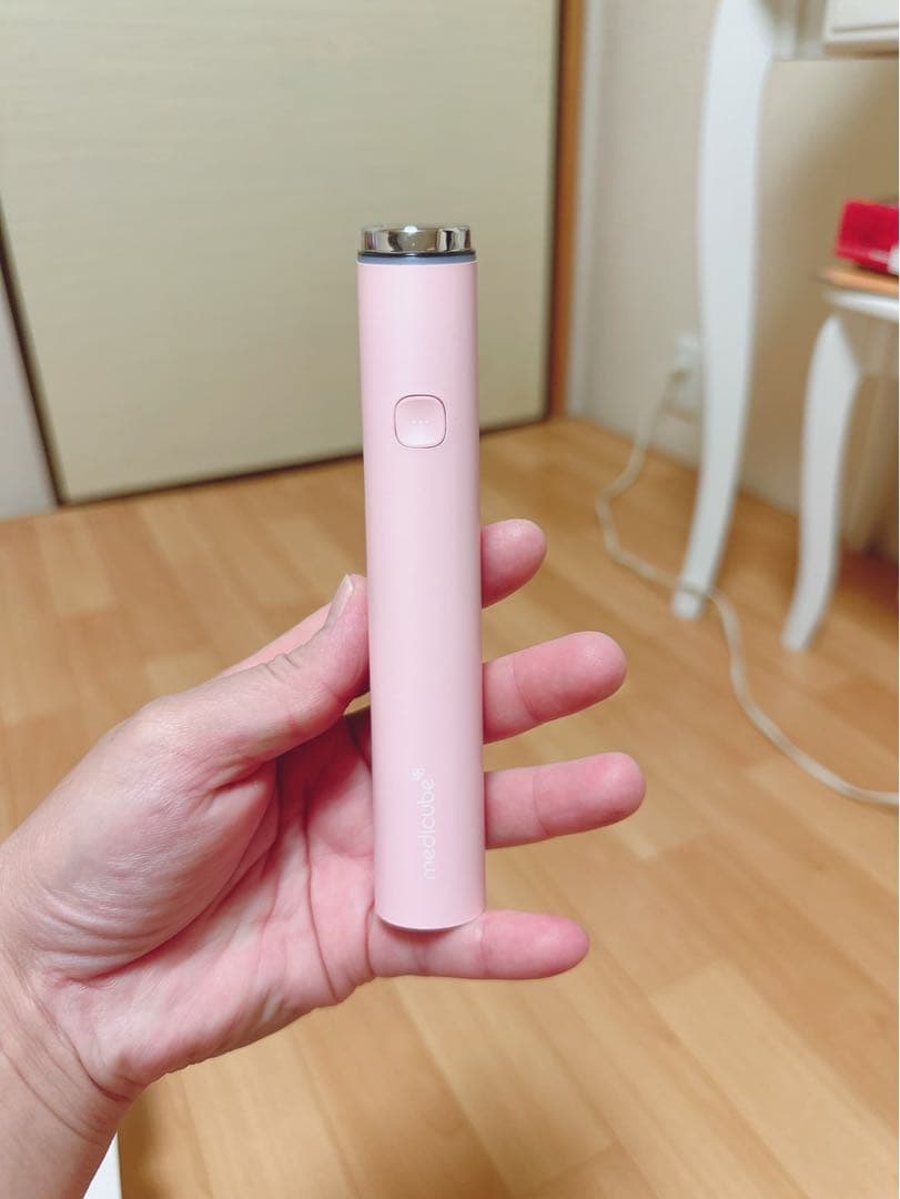 Medicube Pro 360美顔器とPDRN PINK SERUMのセット