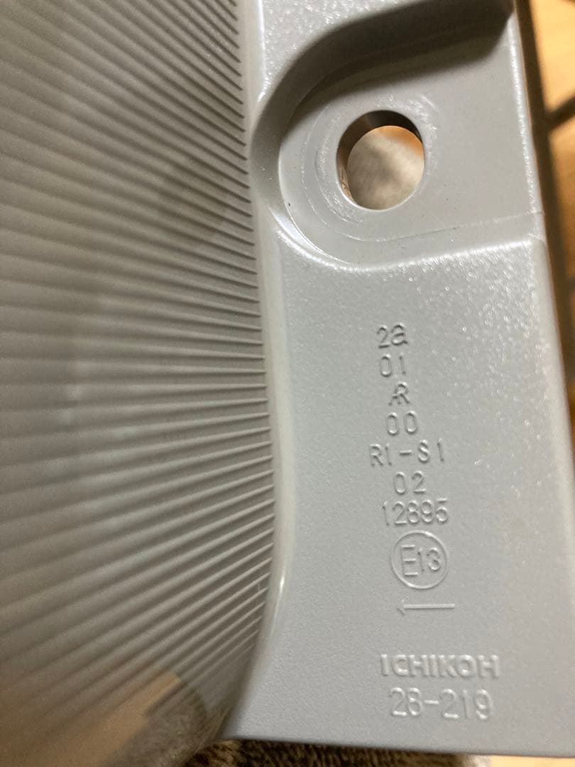 70後期　ノア左テールランプ　　　　　　　イチコウ テールランプ 26-219