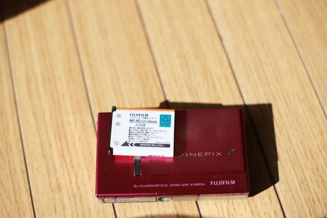 Fujifilm FinePix Z100fd 8.0 メガピクセル ピンク