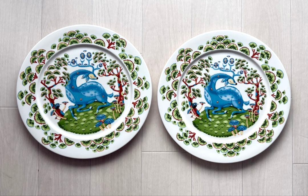  Satumetsä プレート　30cm 2枚