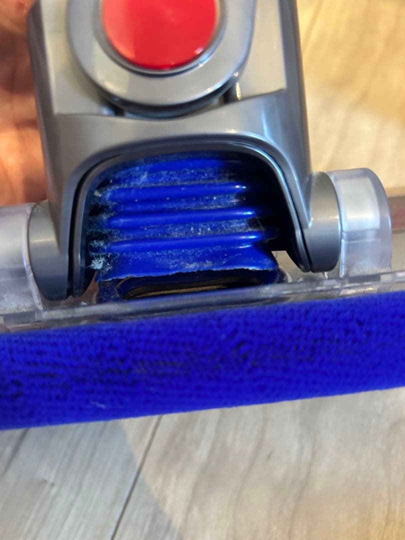 Dyson V8 fluffy+ スティッククリーナー