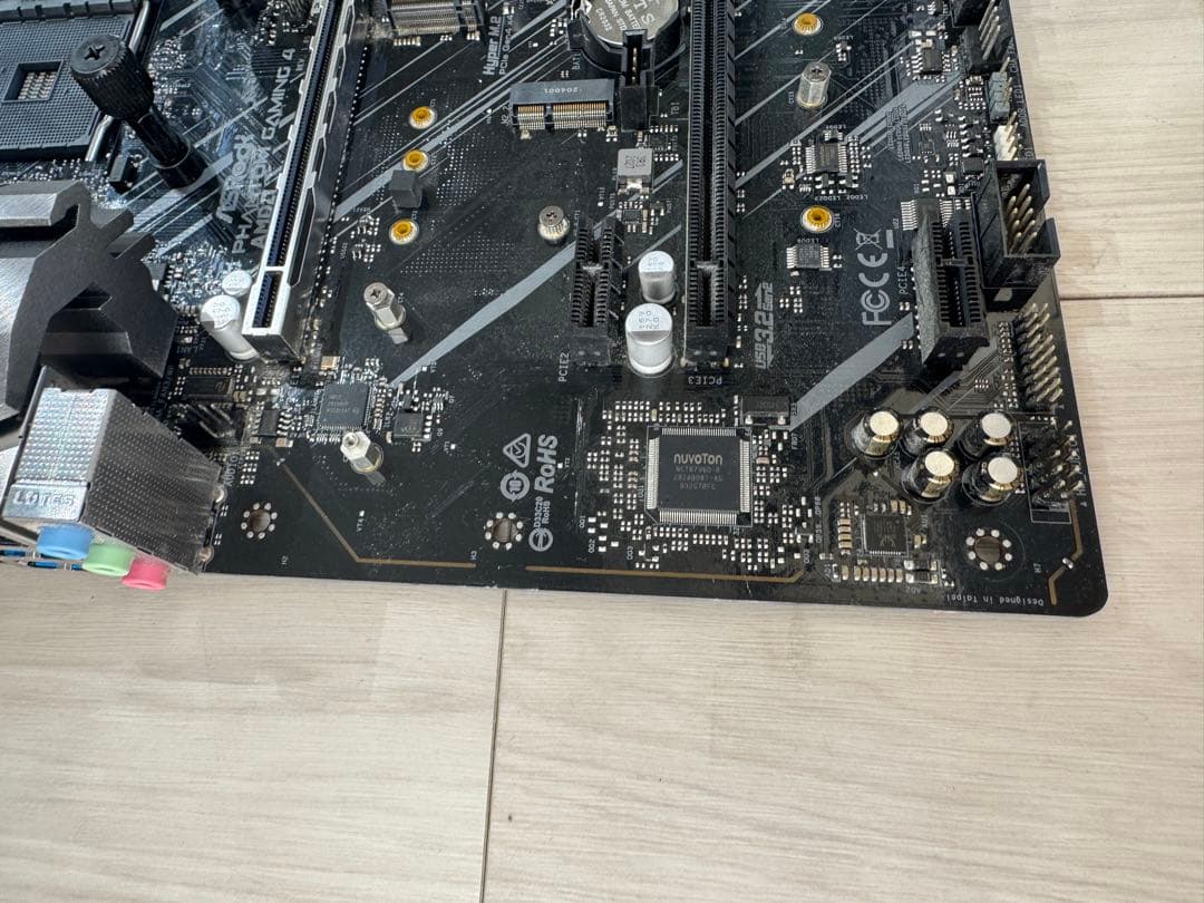 マザーボード ASRock X570 Phantom Gaming4