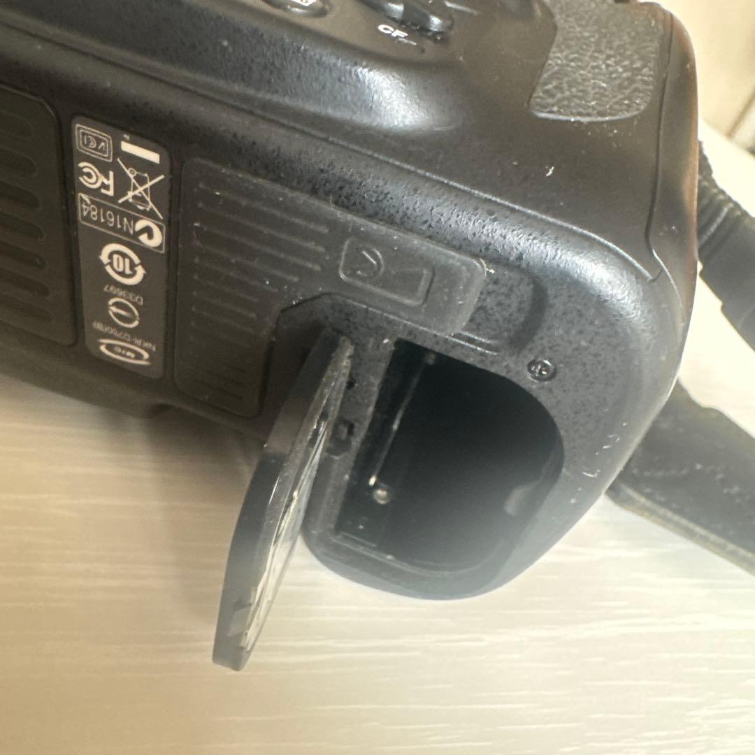 Nikon D700 デジタル一眼レフカメラ 本体