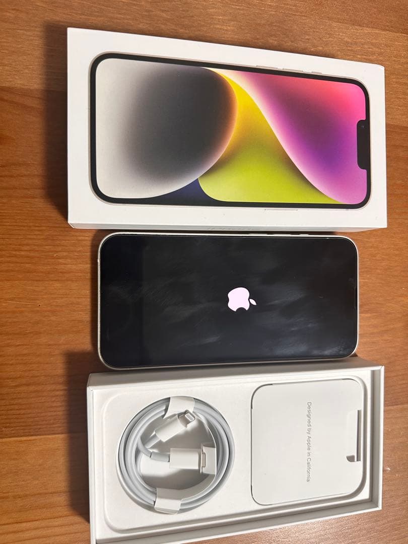 iPhone14 256gb スターライト　simフリー