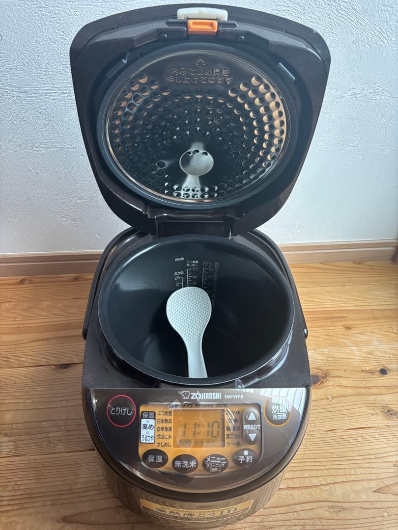 【ss 1000】炊飯器　一升炊き　象印　NW-VH18