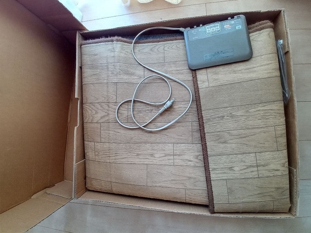 サンヨーホットカーペットsyc-fb30gフローリング調3畳相当