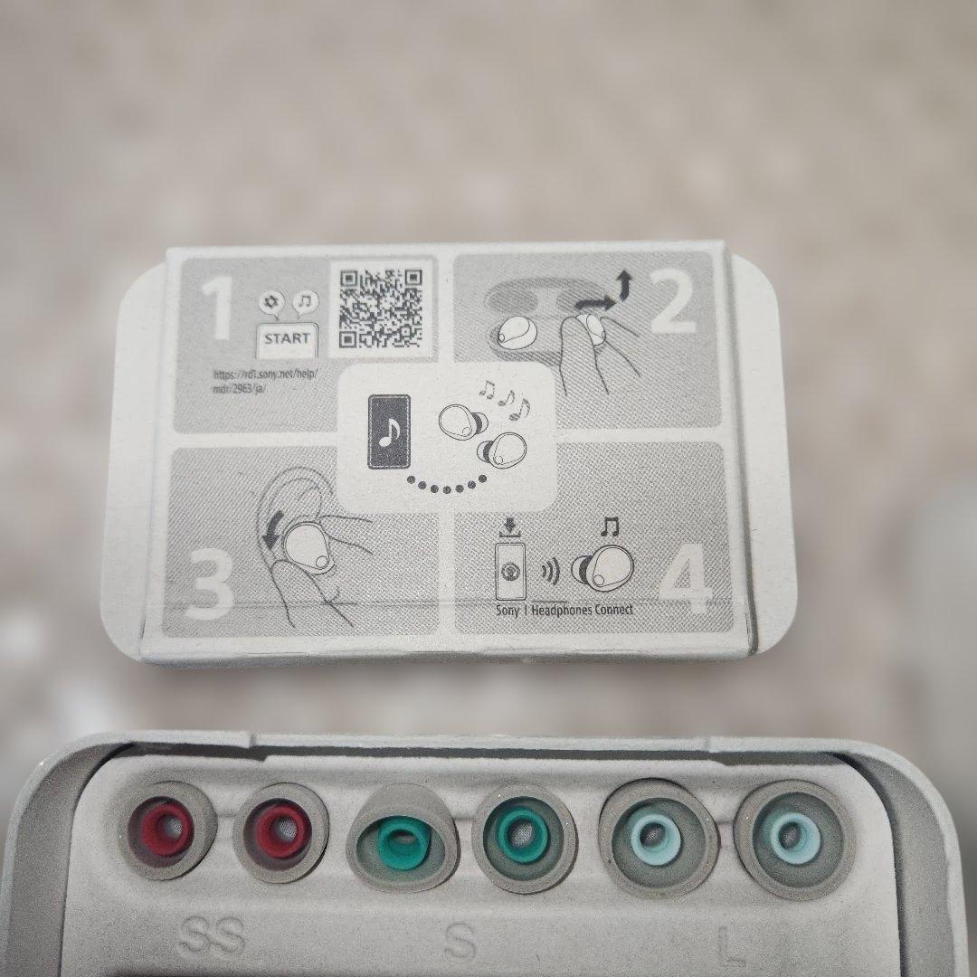 美品 SONY ワイヤレスイヤホン WF-1000XM5 プラチナシルバー