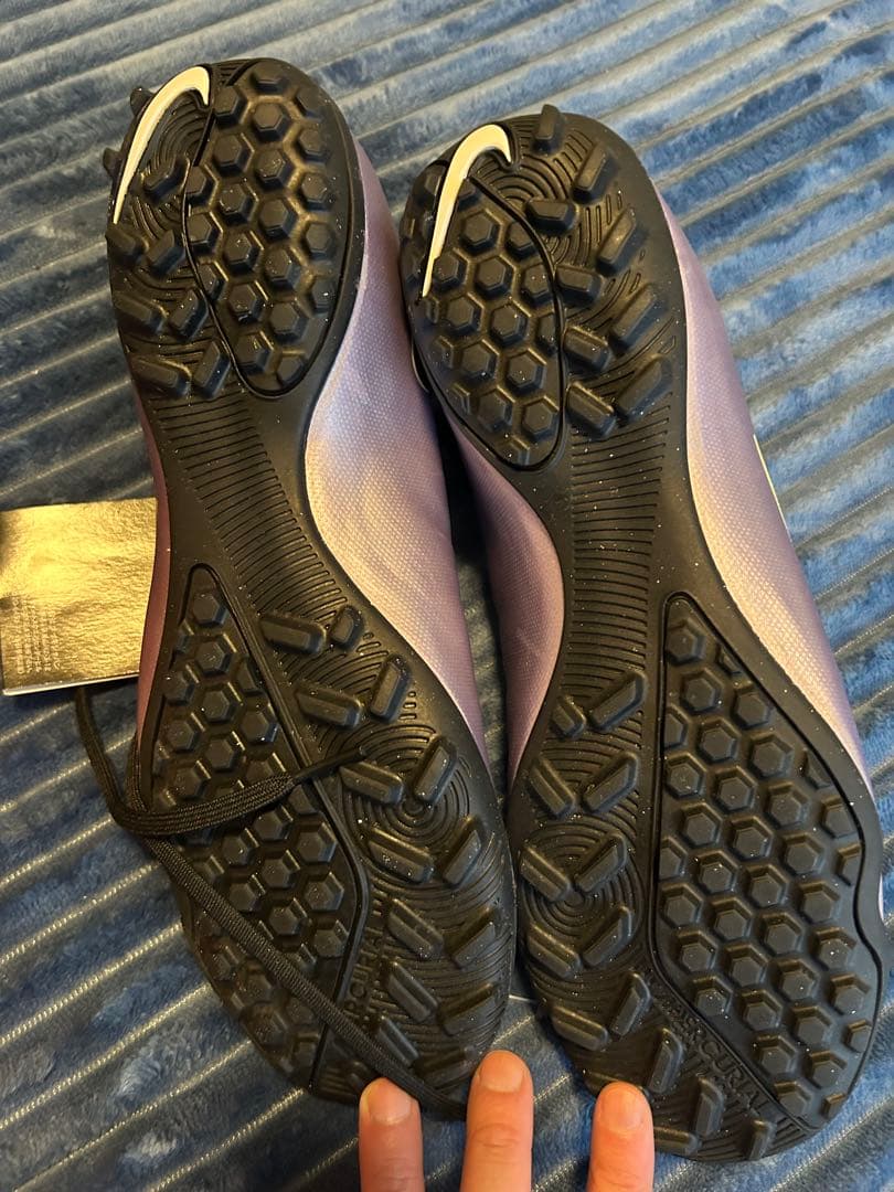 ナイキ　マーキュリアル ビクトリー V TF パープル