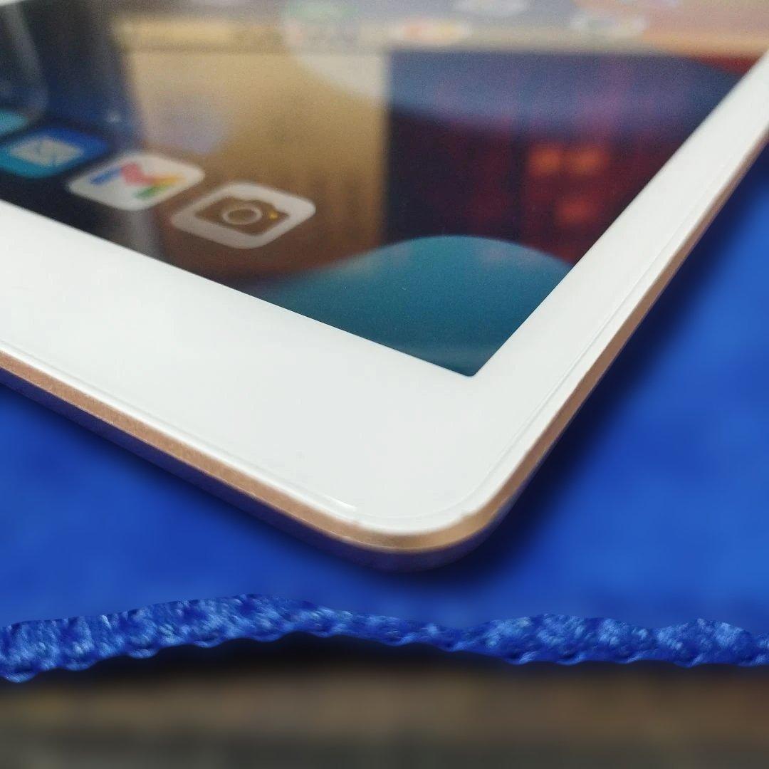 iPad 第7世代 セルラーモデル 32GB