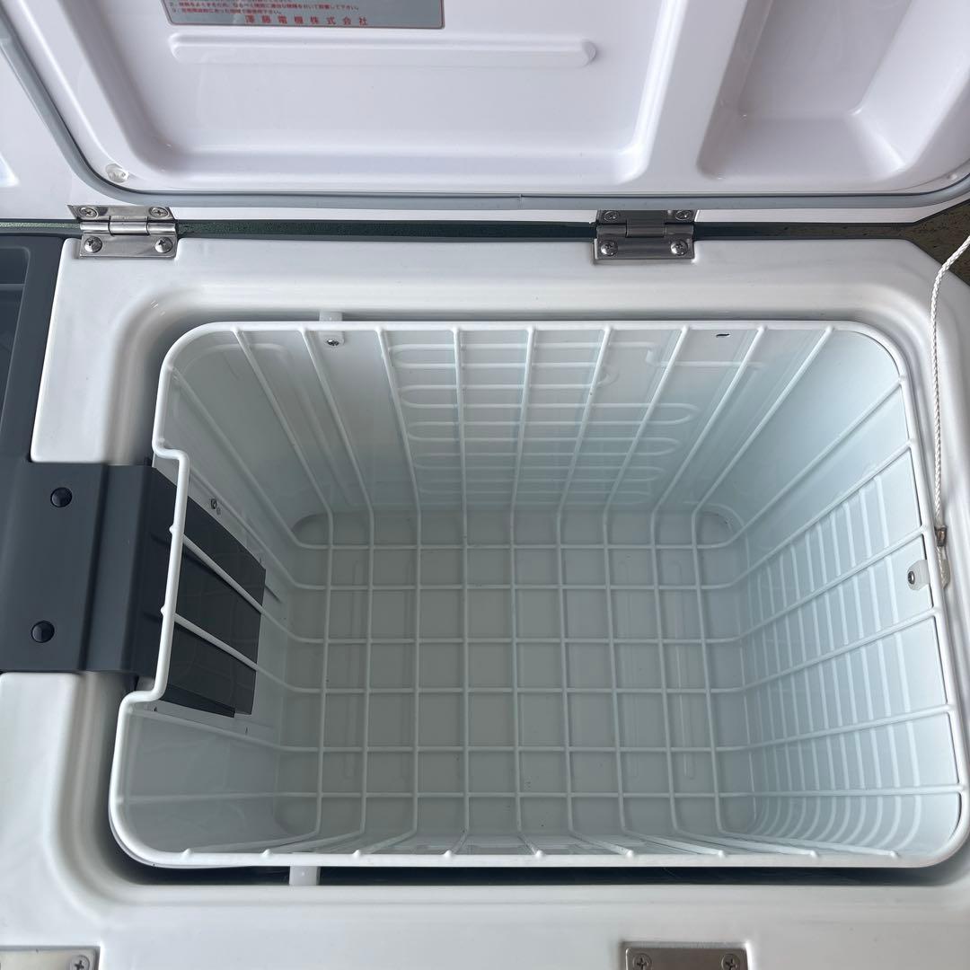 y*4様 ENGEL エンゲル冷蔵庫・冷凍庫 MR040F-D1-GL 2010