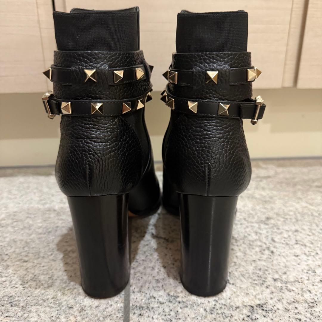ヴァレンティノ VALENTINO ロックスタッズ ショートブーツ 黒 37