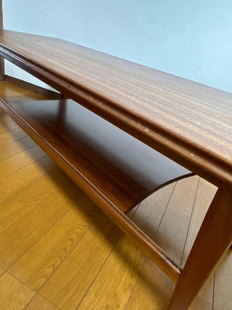 イギリス　FYNE LADYE （ファイン レディ）　センターテーブル