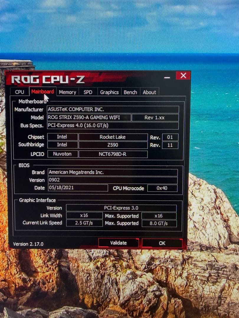 ホワイト ミドルタワー PCケース Lian li mini (VGA 無し)