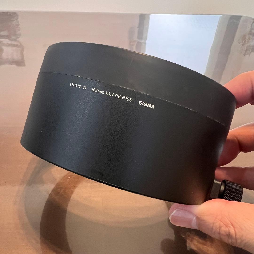 シグマ　105㎜　F1.4 DG HSM 三脚座欠品　(ニコンFマウント)