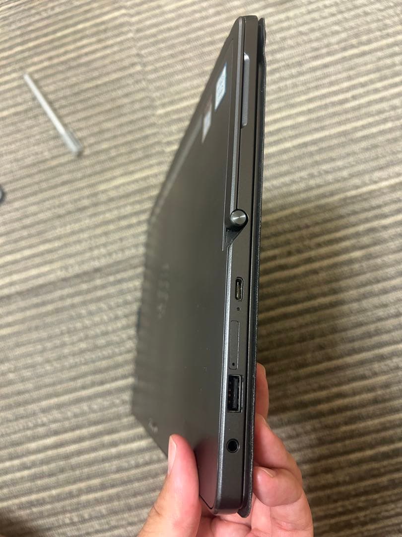 HP Pro x2 612 G2 LTEモデル