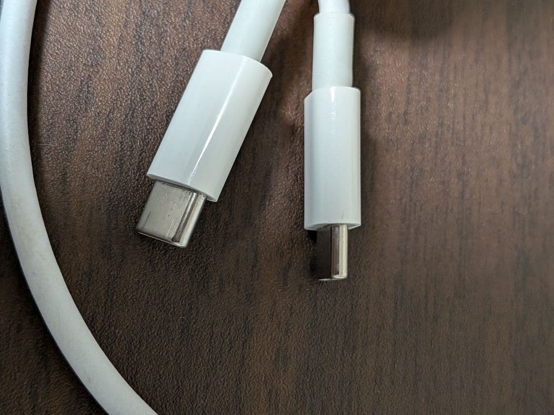 充電141回MacBook Pro 2020 13.3インチ i5 256GB