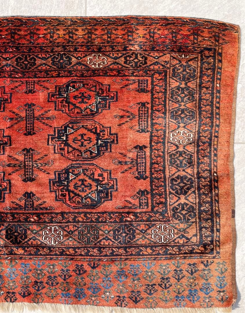 セミアンティーク　トルクメン エルサリ族　トライバルラグ　絨毯