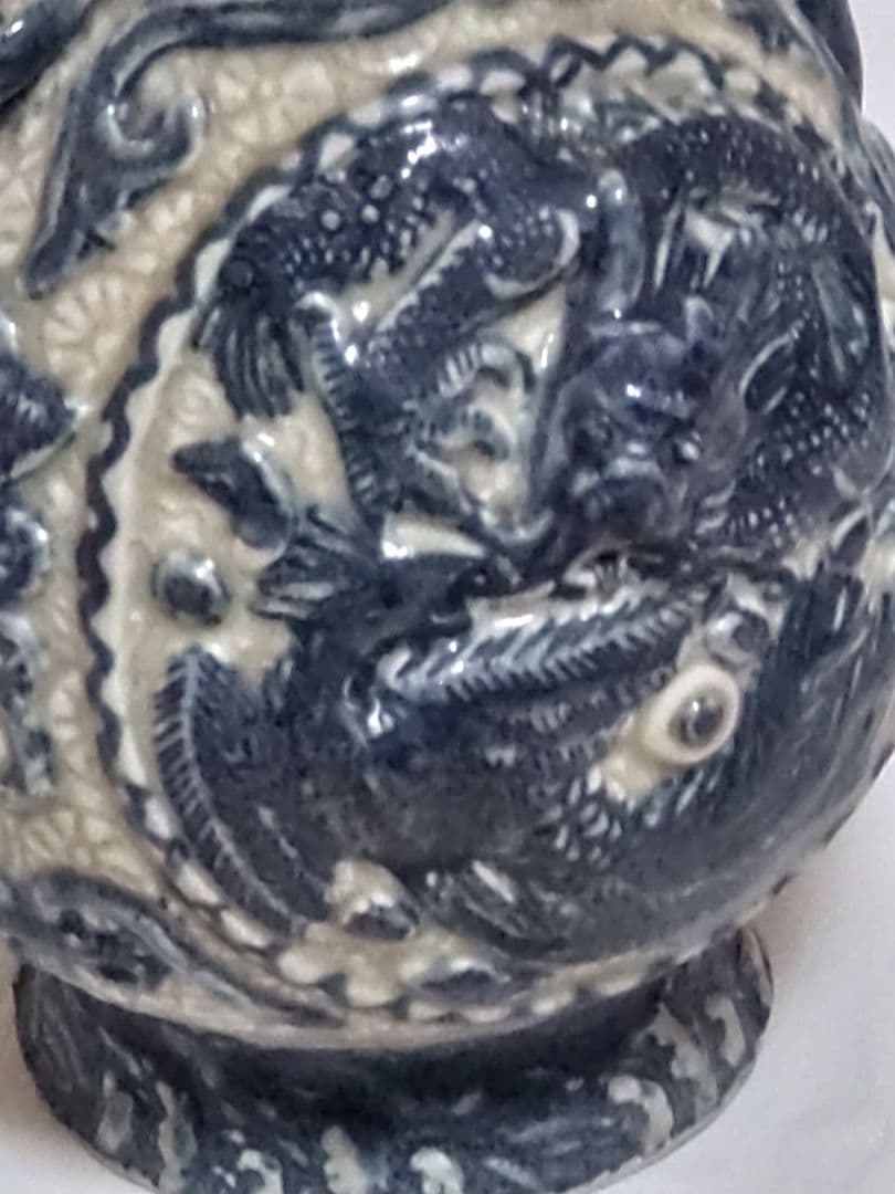 中国美術　骨董　青龍　花瓶　置き物