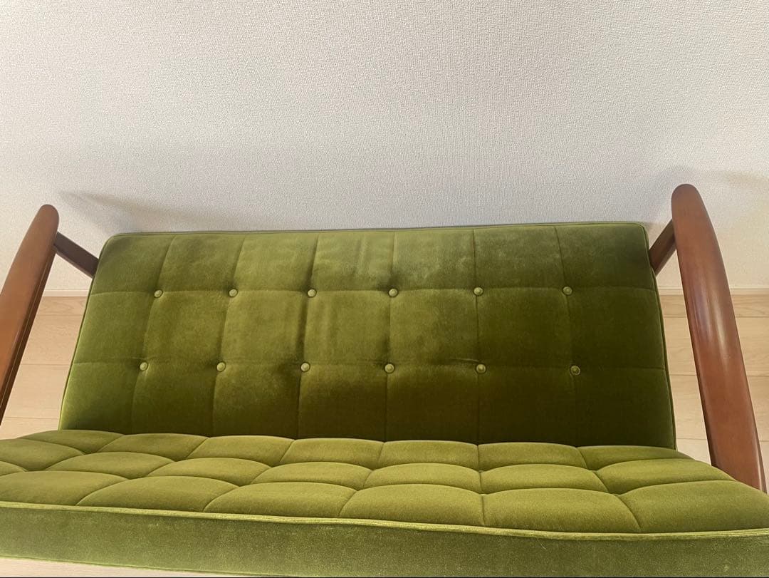 【限定一万台レア商品】カリモク60 ソファKチェア 限定復刻プレート仕様