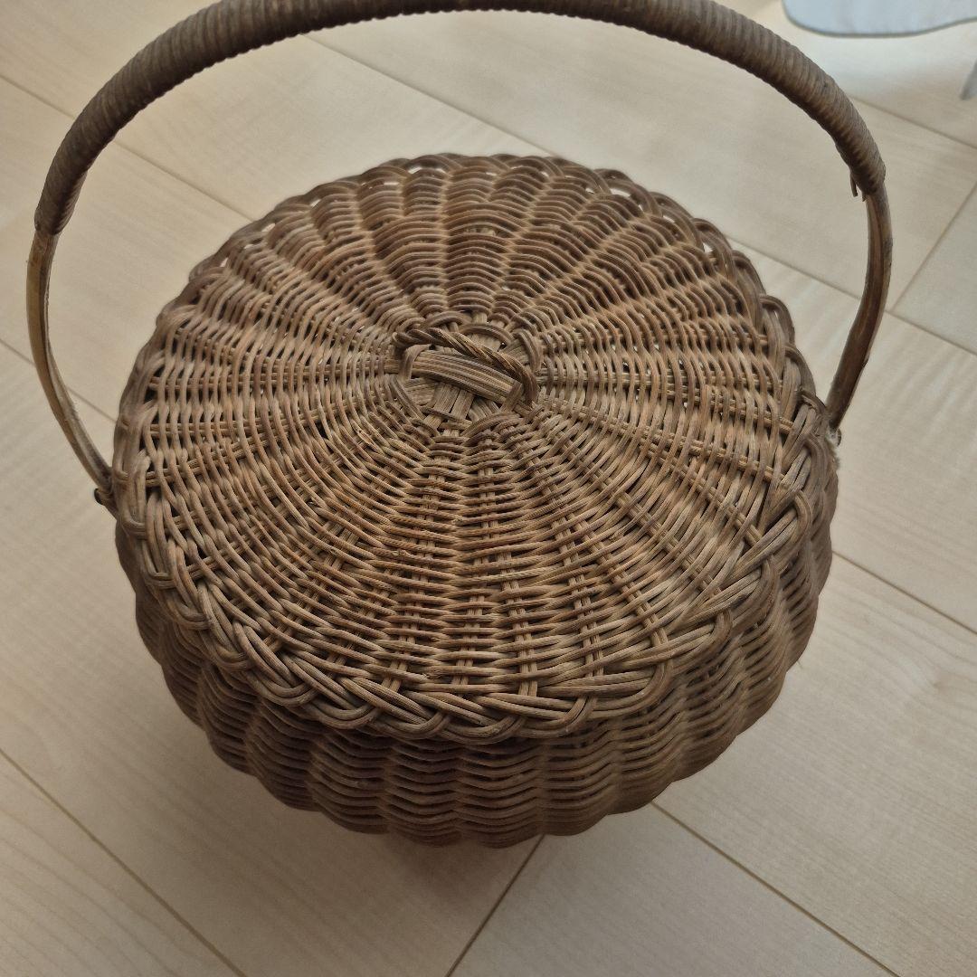 フランスアンティークレース付き　かご　パニエ