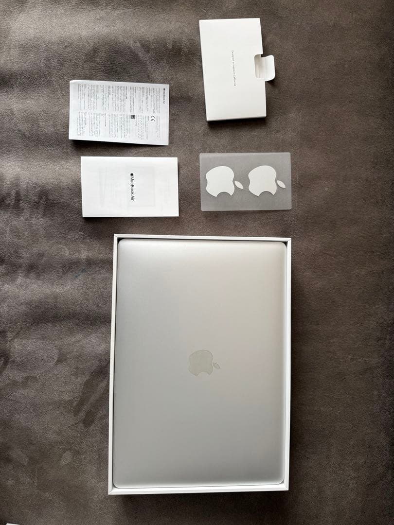 MacBook本体 MacBookAir2020 8GB SSD512GB Corei5