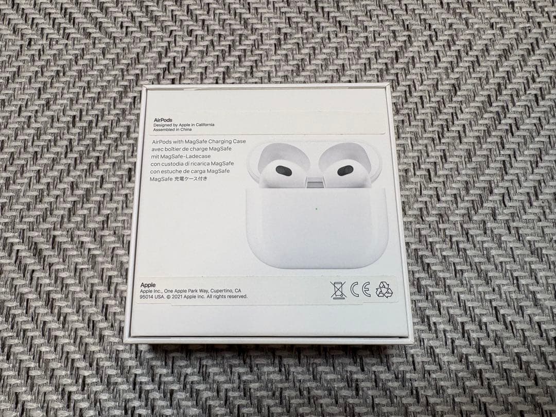 Apple Air Pods 第3世代 純正箱付き・ケーブル未使用