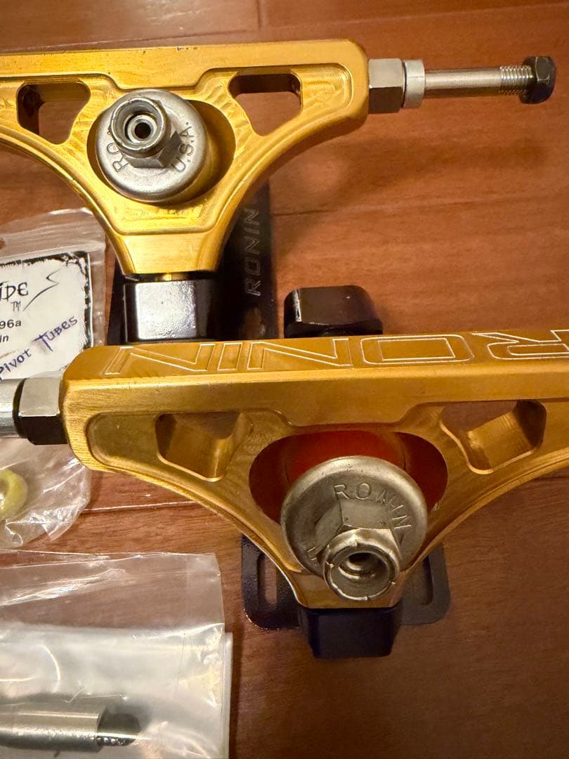 ロニン　プレシジョン　トラック　ロンスケ　ダウンヒル　スケボー