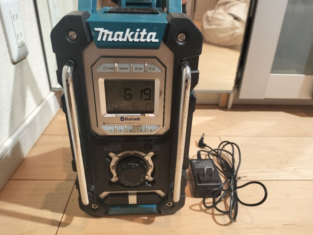 Makita マキタラジオ MR108 Bluetooth対応 ACアダプター付