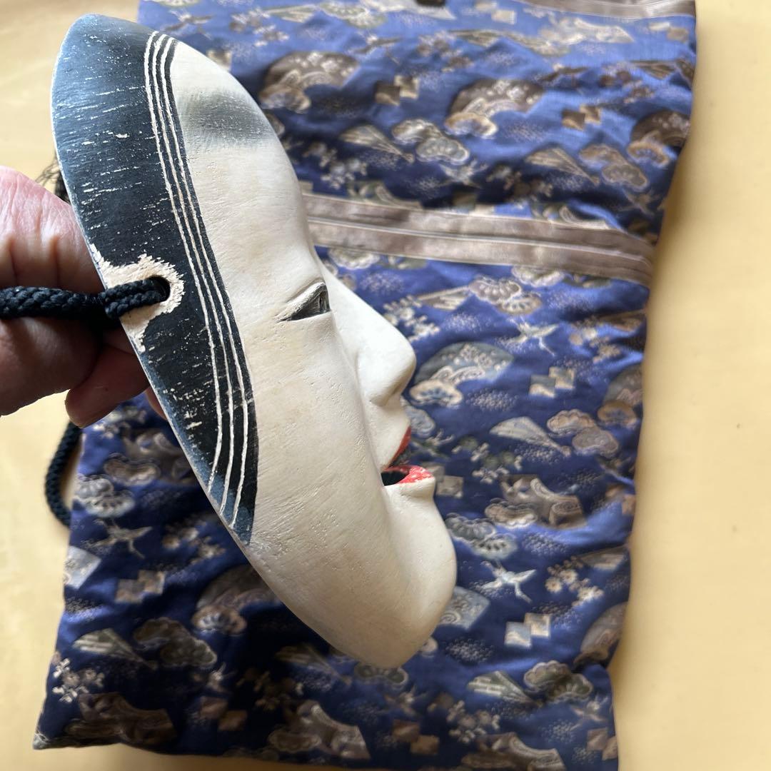 ✴️能面✴️能舞台使用　小面　増女　練習用