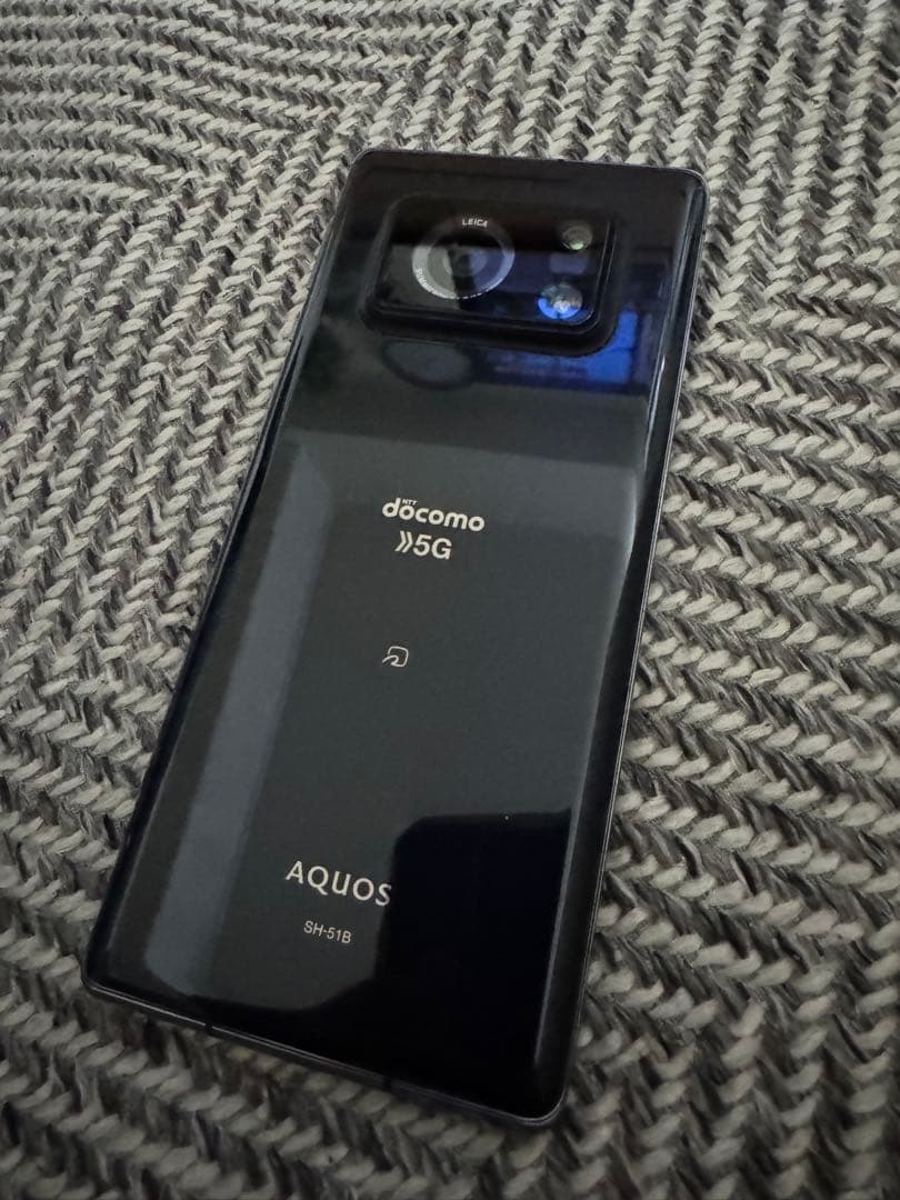 AQUOS SH-51B 2021年モデル　美品