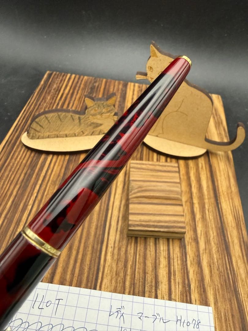 レア Pilot 万年筆 レディ レッドマーブル 18k 1978