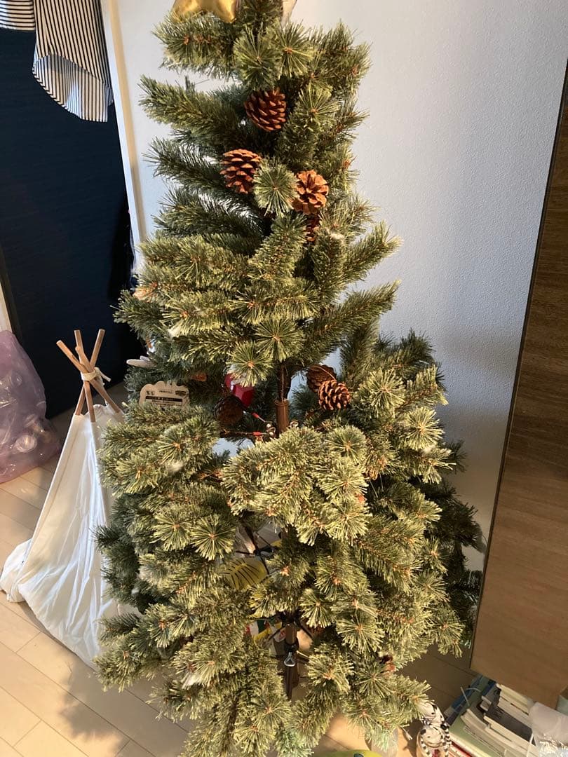 アルザス　150 まつぼっくり付き クリスマスツリー