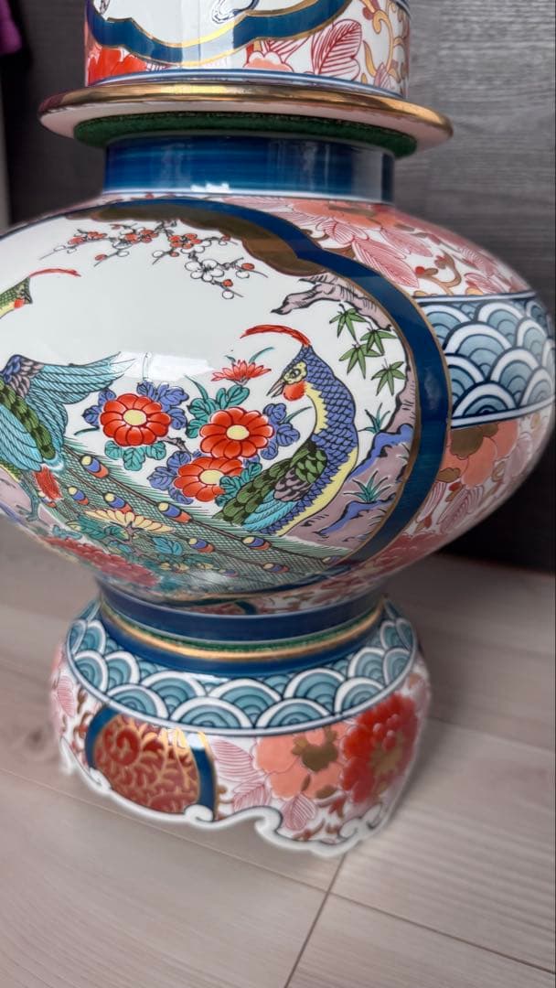 今日だけ割引　有田焼 勝右衛門作 染錦 金彩色絵花鳥紋 沈香壷　飾壺